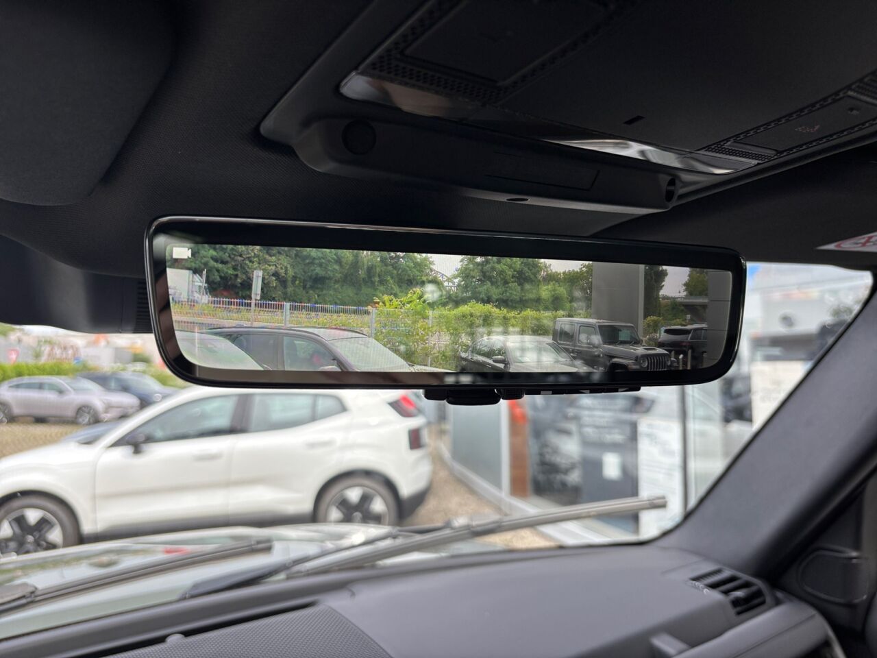 chez Land Rover Strasbourg