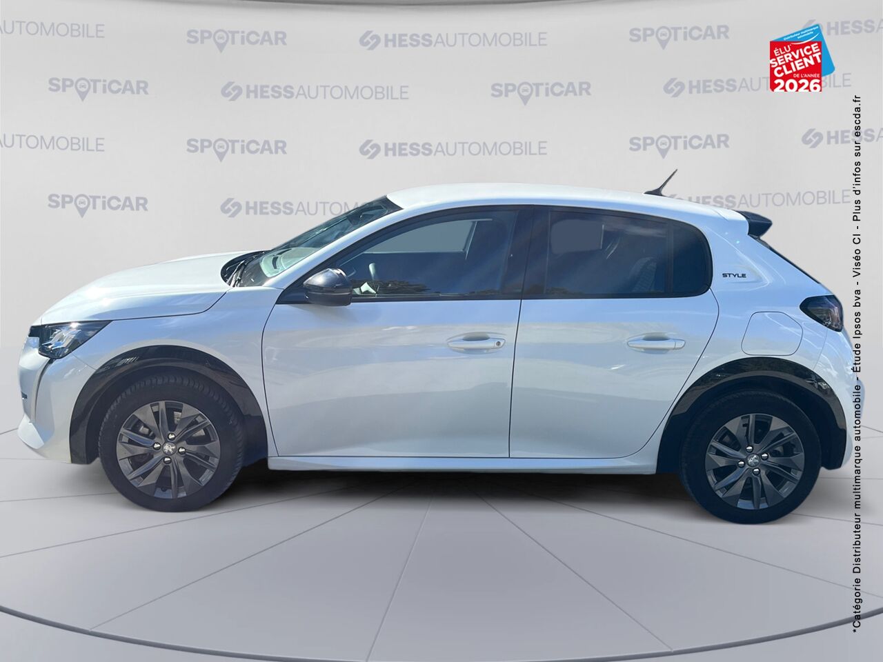 chez Peugeot Sedan
