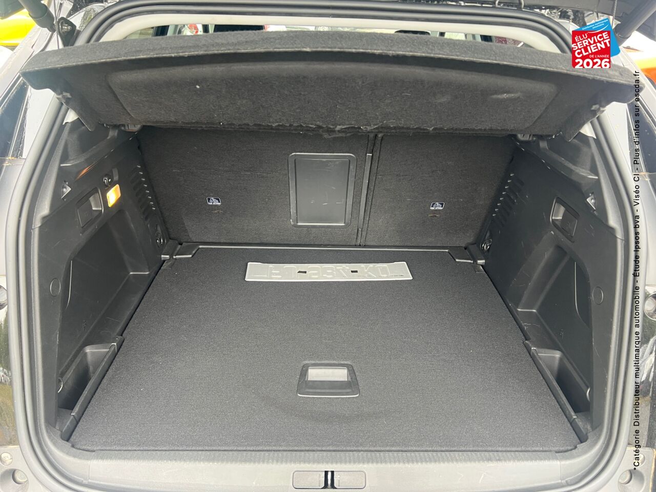 chez Peugeot Hirson