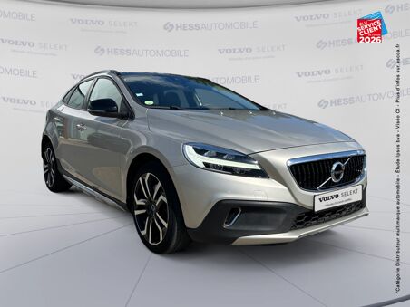 VOLVO V40 CROSS COUNTRY D2...
