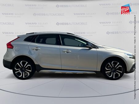 VOLVO V40 CROSS COUNTRY D2...