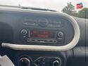 Véhicule d'occasion RENAULT TWINGO E-TECH ELECTRIC AUTHENTIC R80 ACHAT INTEGRAL