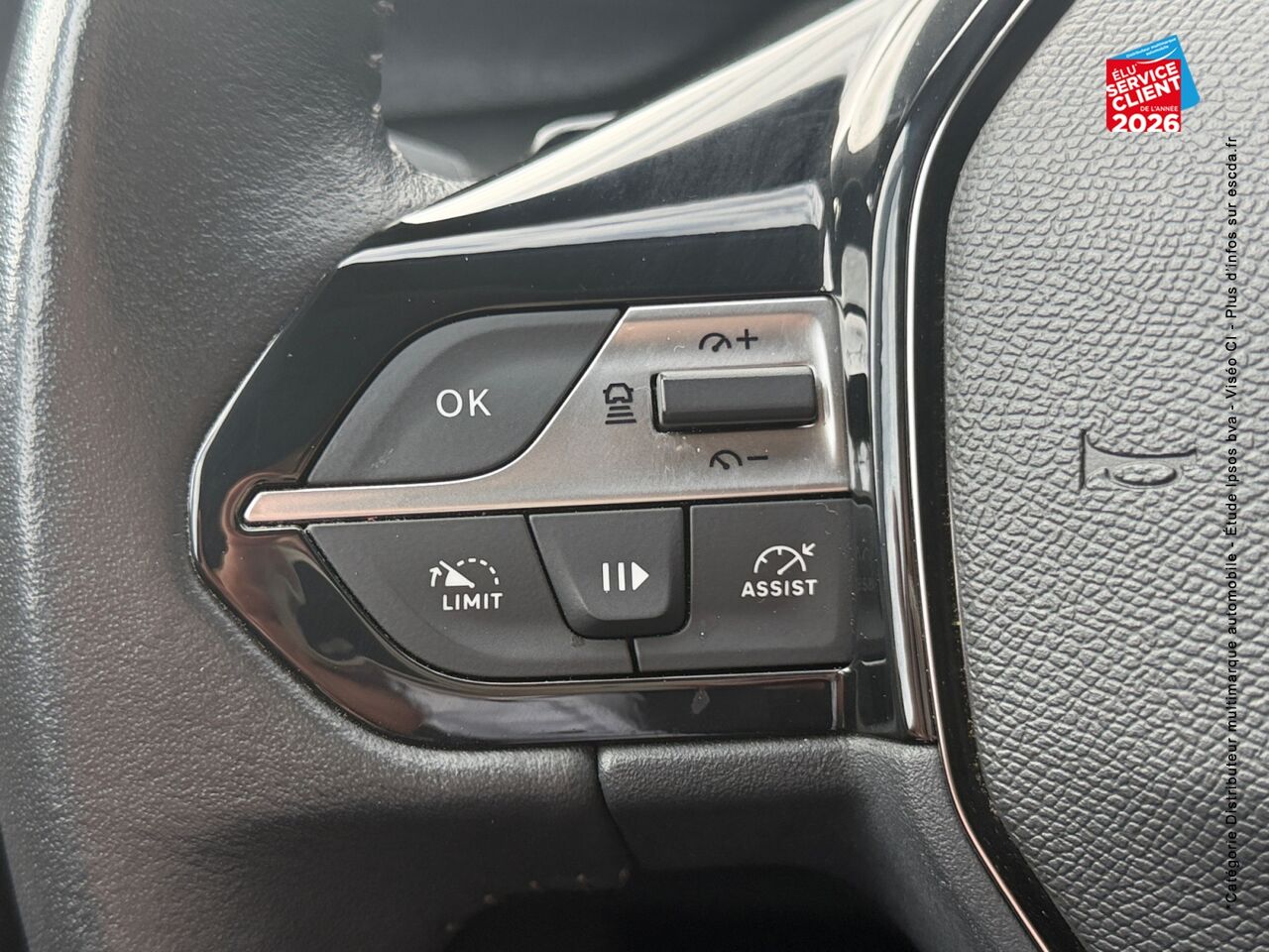 chez Peugeot Sedan