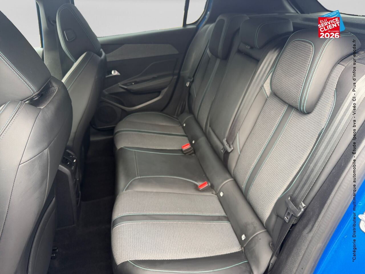 chez Peugeot Sedan