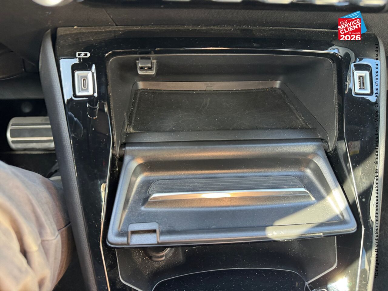 chez Peugeot Sedan