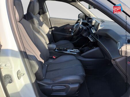 PEUGEOT 2008 E-136CH GT