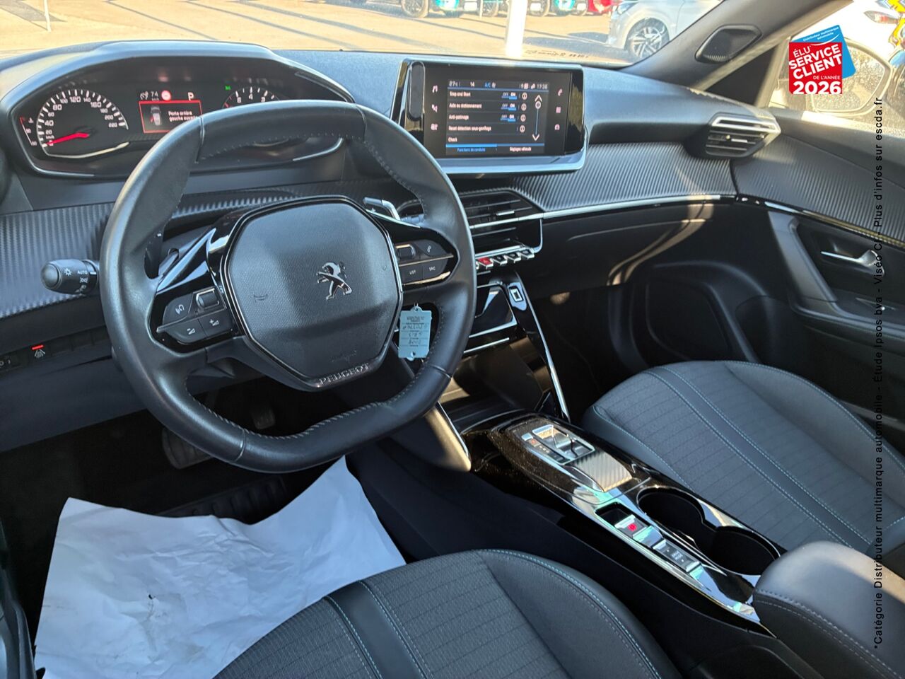chez Peugeot Charleville