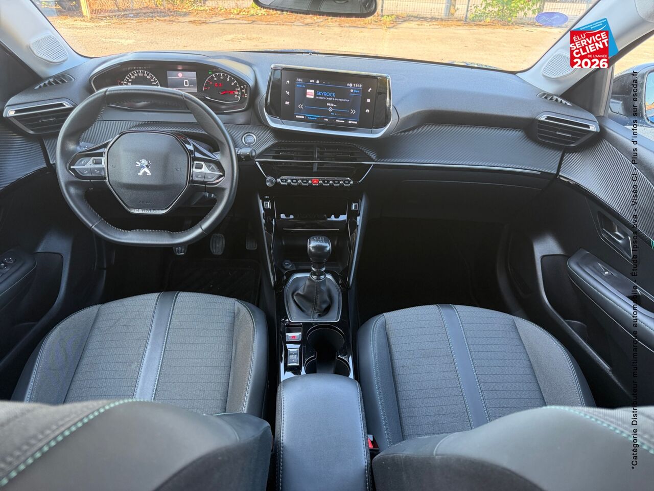 chez Peugeot Sedan