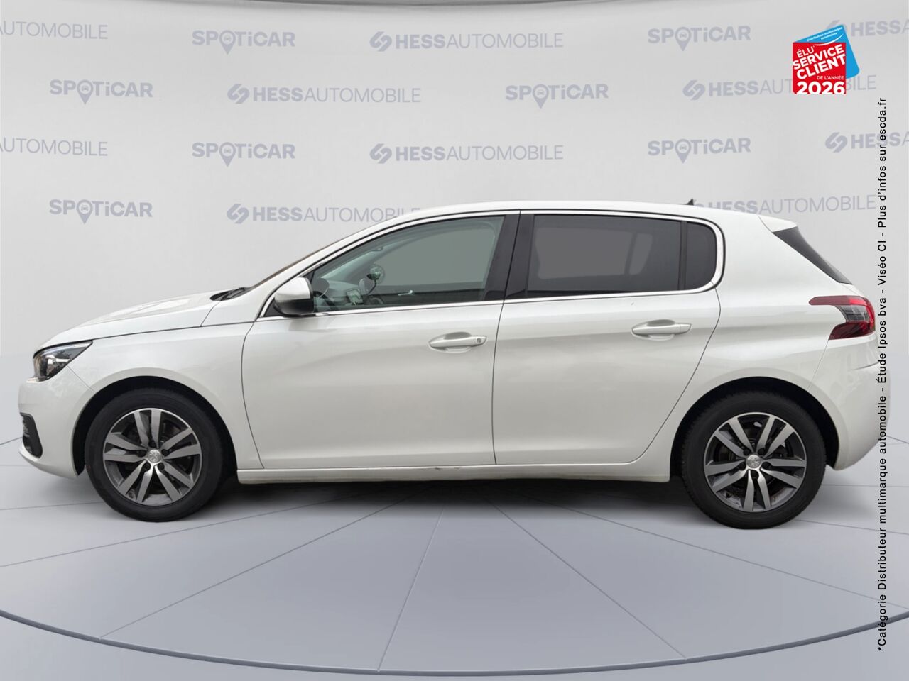 chez Peugeot Sedan
