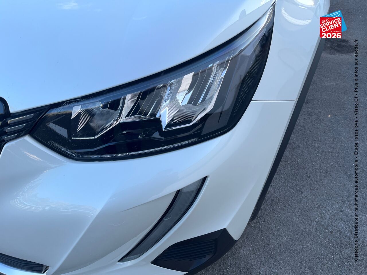 chez Peugeot Sedan