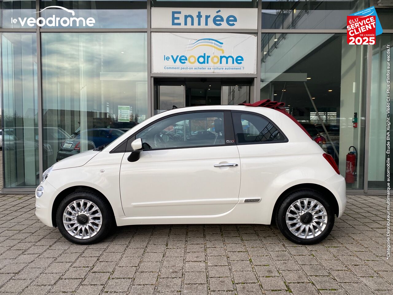 Véhicule d'occasion FIAT 500C 1.0 70CH BSG S/S LOUNGE -16 chez Le Veodrome