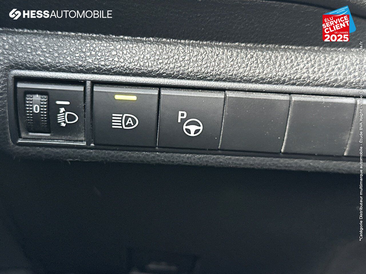 Véhicule d'occasion TOYOTA COROLLA 122H COLLECTION MY21 SIEGE CHAUF CAMERA GPS chez Opel Verdun