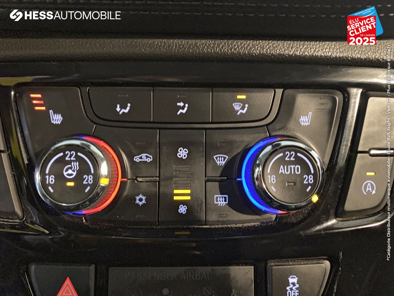 Véhicule d'occasion OPEL MOKKA X 1.6 CDTI 136CH ELITE 4X2 GPS CAMERA RADAR AV/AR SIEGE/VOLANT CHAUFF chez Opel Besançon