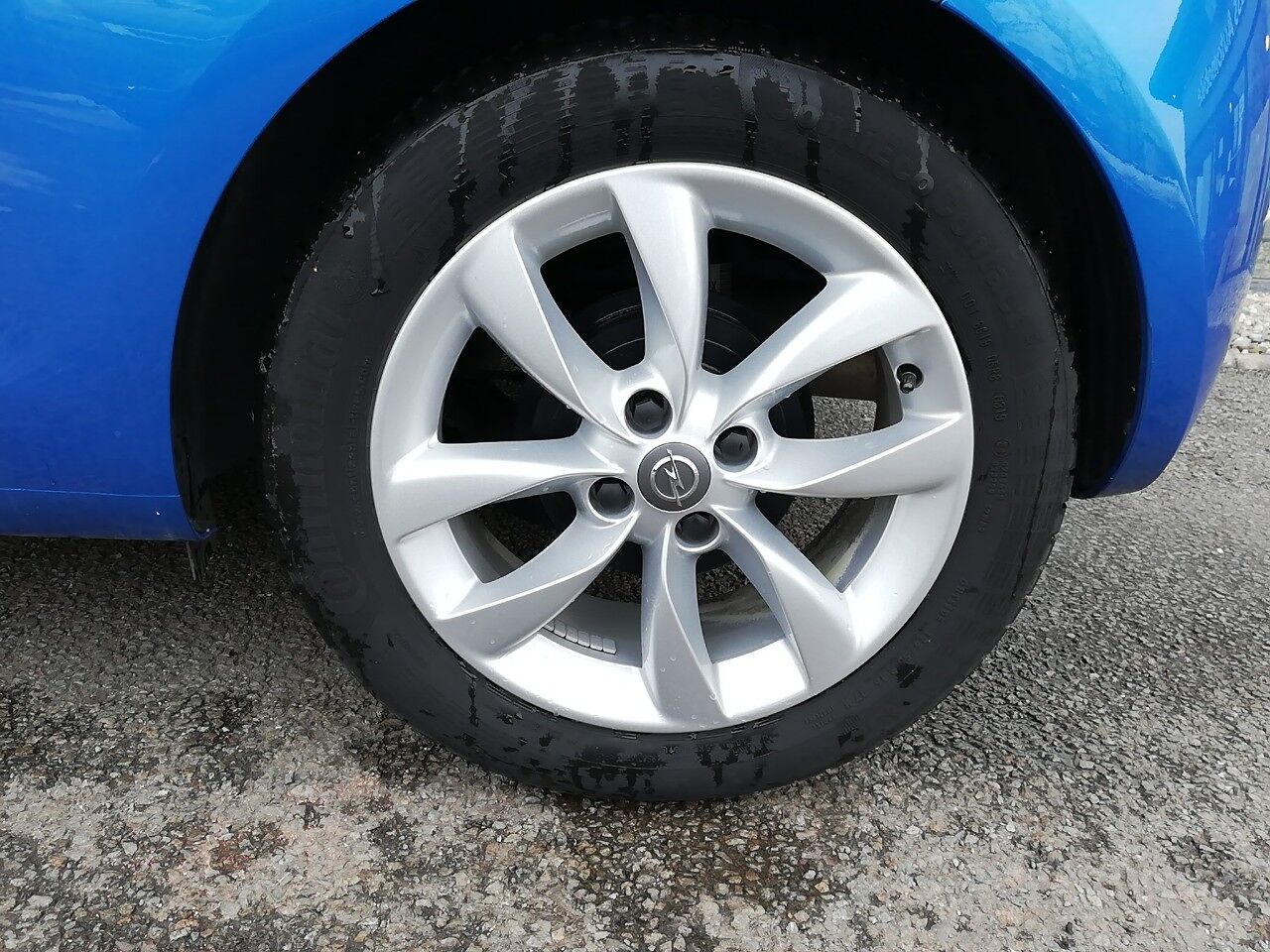 Véhicule d'occasion OPEL ADAM 1.4 TWINPORT 87CH UNLIMITED START/STOP 1ERE MAIN chez Opel Belfort