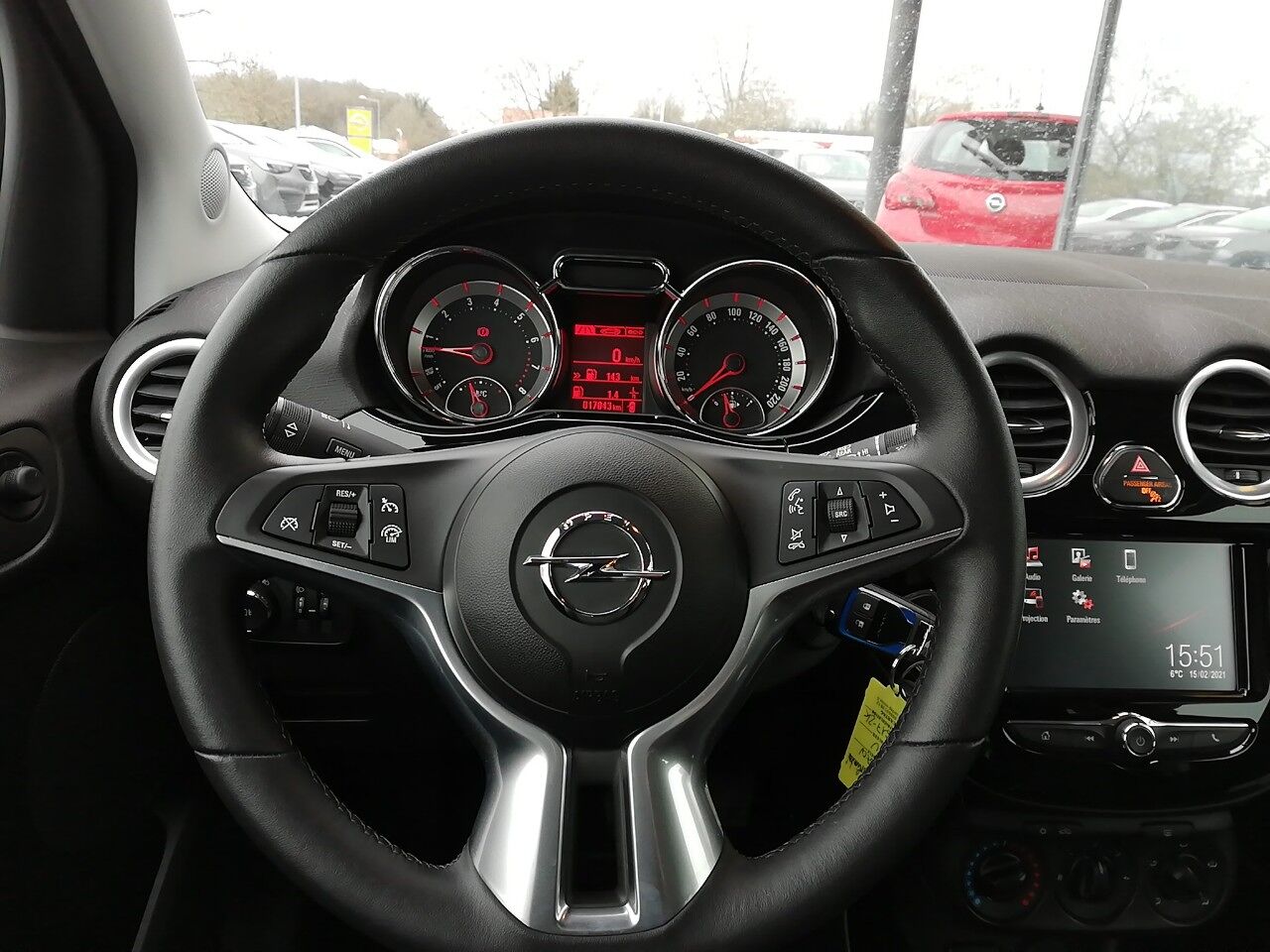 Véhicule d'occasion OPEL ADAM 1.4 TWINPORT 87CH UNLIMITED START/STOP 1ERE MAIN chez Opel Belfort