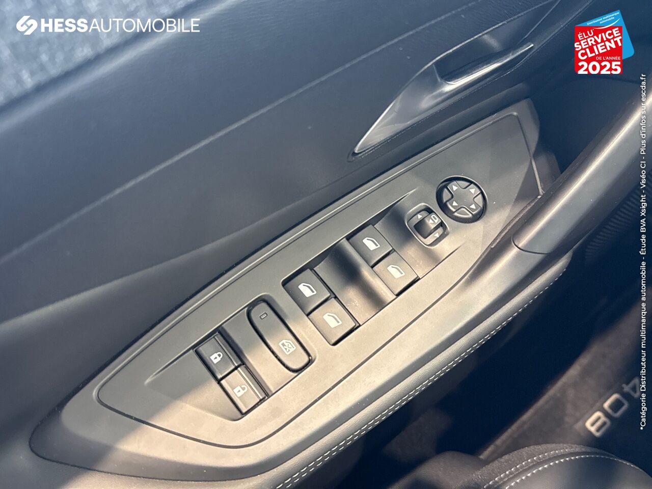 Véhicule d'occasion PEUGEOT 408 PHEV 225CH ALLURE PACK E-EAT8 chez Renault Saint-Louis