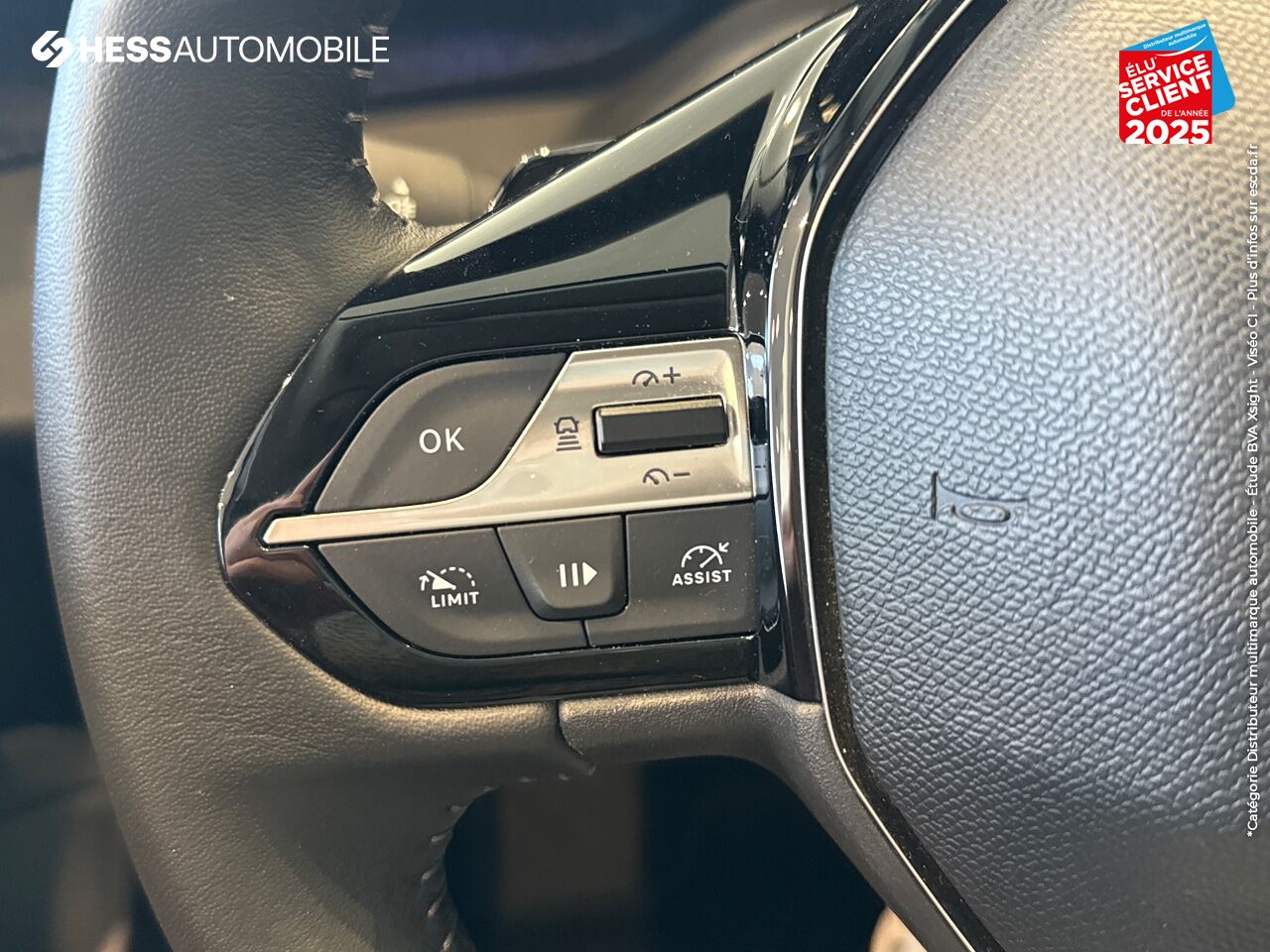 Véhicule d'occasion PEUGEOT 408 PHEV 225CH ALLURE PACK E-EAT8 chez Renault Saint-Louis