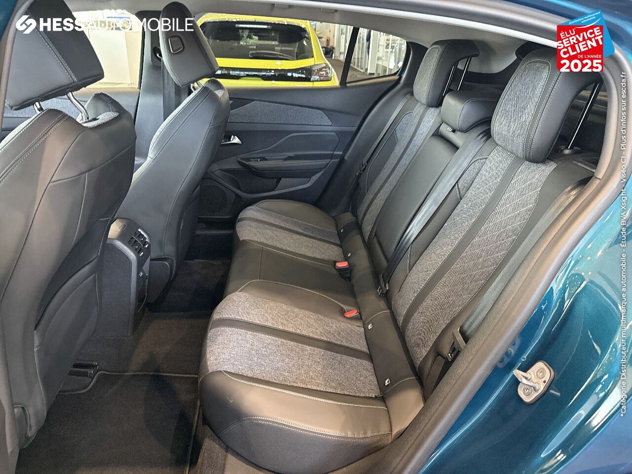 Véhicule d'occasion PEUGEOT 408 PHEV 225CH ALLURE PACK E-EAT8 chez Renault Saint-Louis