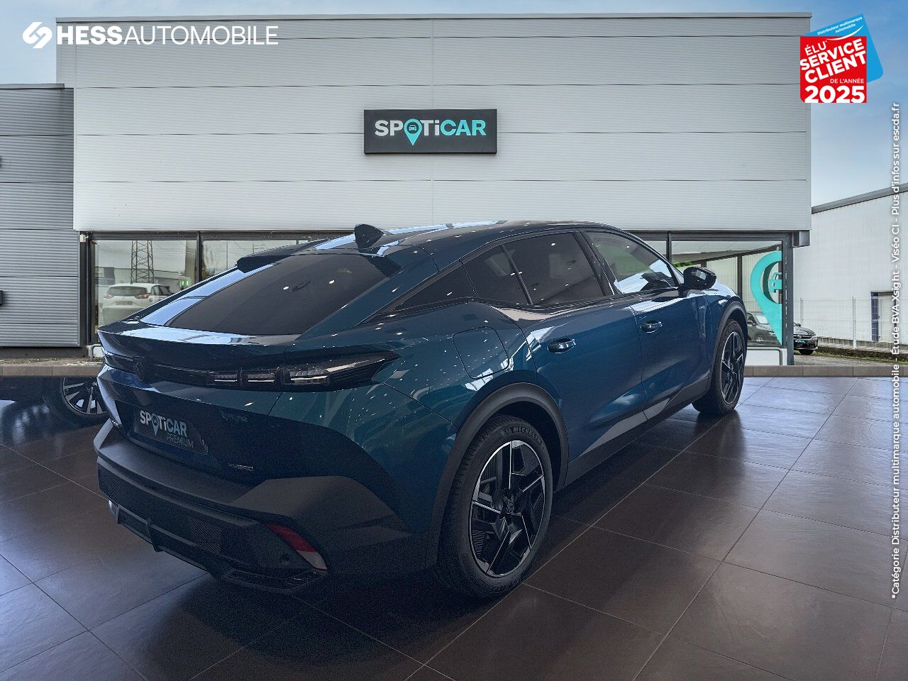 Véhicule d'occasion PEUGEOT 408 PHEV 225CH ALLURE PACK E-EAT8 chez Renault Saint-Louis