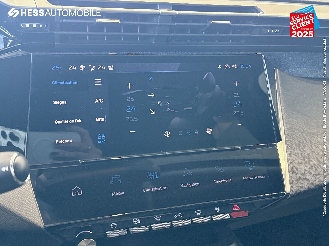 Véhicule d'occasion PEUGEOT 408 PHEV 225CH ALLURE PACK E-EAT8 chez Renault Saint-Louis