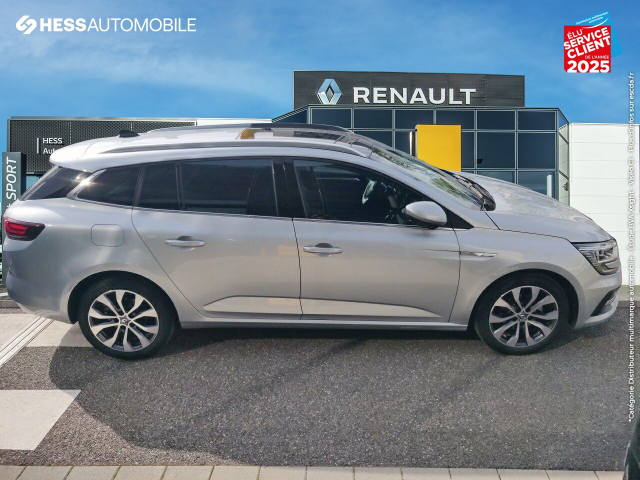 Véhicule d'occasion RENAULT MEGANE ESTATE 1.3 TCE 140CH INTENS EDC -21N chez Toyota Bar le Duc