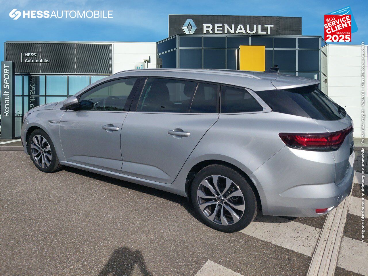 Véhicule d'occasion RENAULT MEGANE ESTATE 1.3 TCE 140CH INTENS EDC -21N chez Toyota Bar le Duc