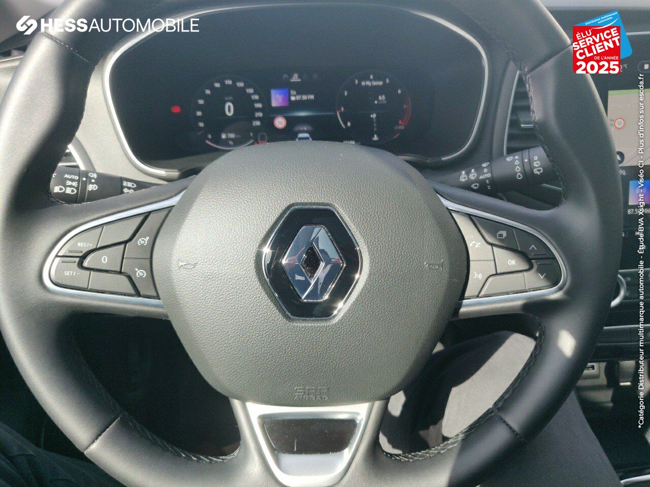 Véhicule d'occasion RENAULT MEGANE ESTATE 1.3 TCE 140CH INTENS EDC -21N chez Toyota Bar le Duc