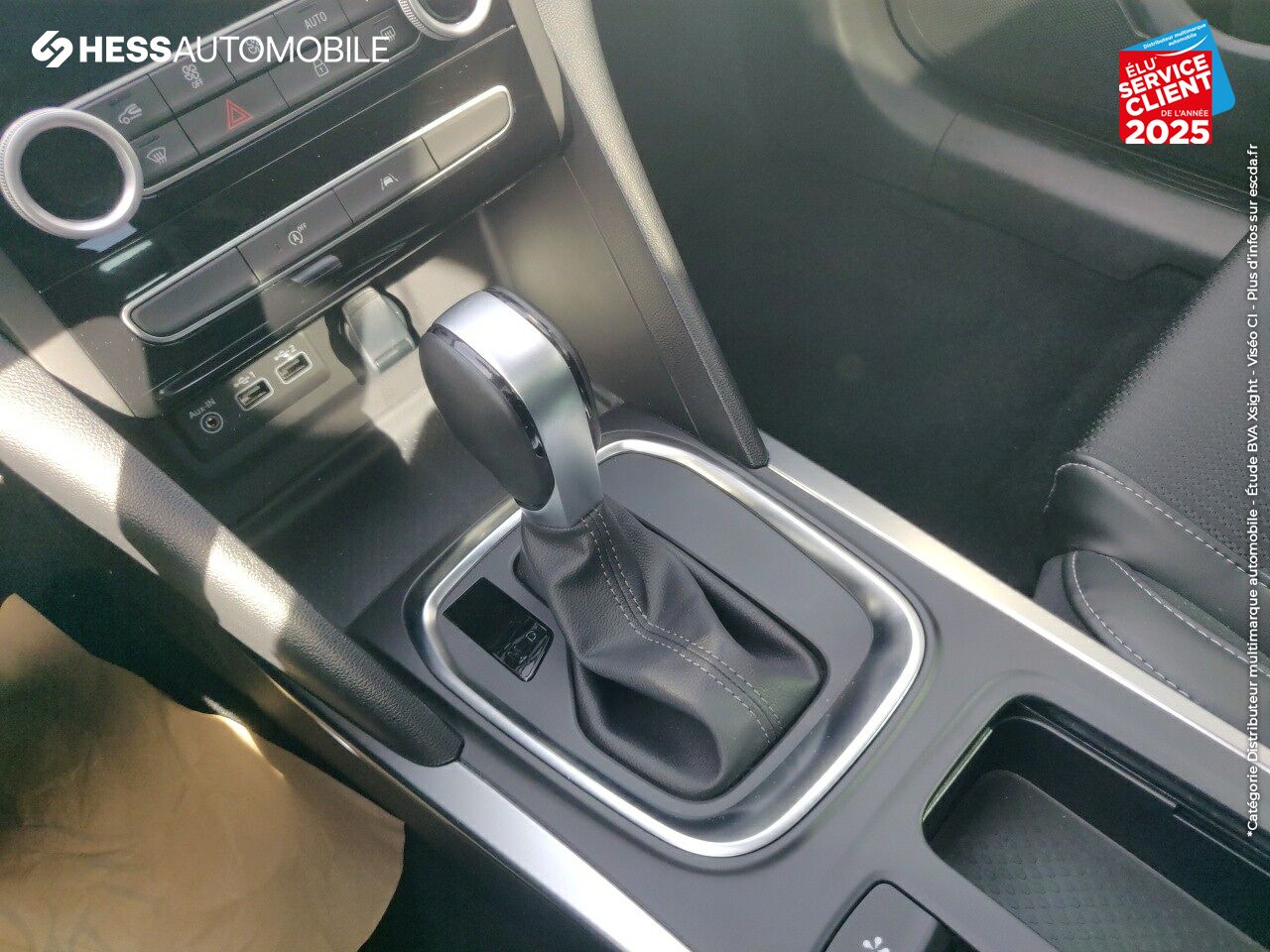 Véhicule d'occasion RENAULT MEGANE ESTATE 1.3 TCE 140CH INTENS EDC -21N chez Toyota Bar le Duc
