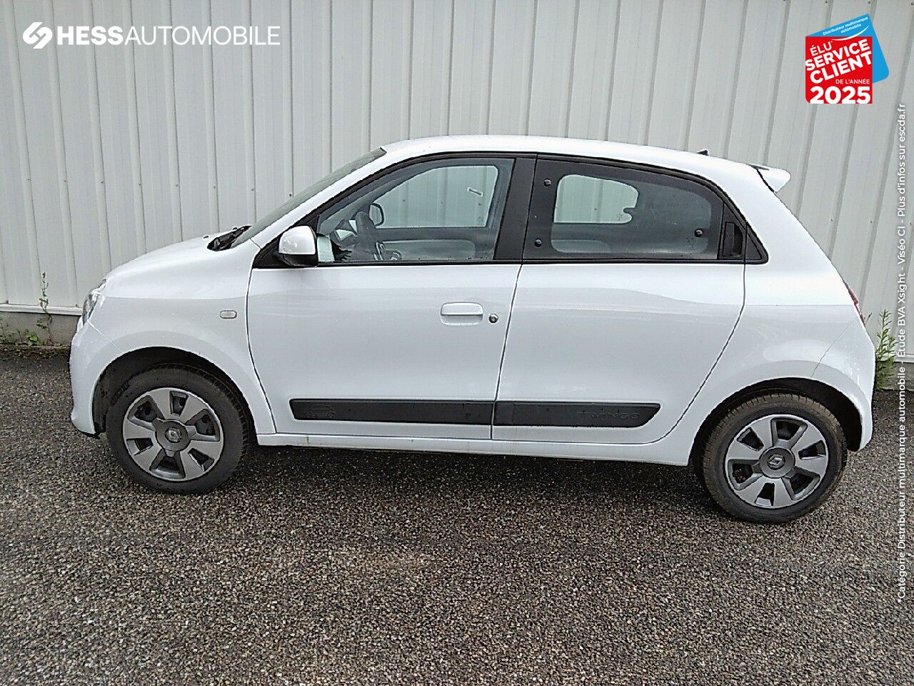 Véhicule d'occasion RENAULT TWINGO 1.0 SCE 75CH ZEN RADAR AR chez Renault Colmar