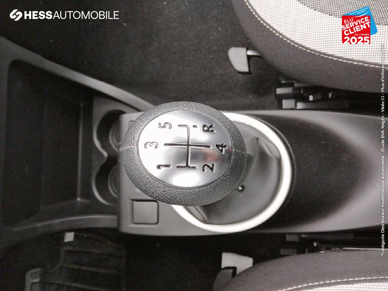 Véhicule d'occasion RENAULT TWINGO 1.0 SCE 75CH ZEN RADAR AR chez Renault Colmar