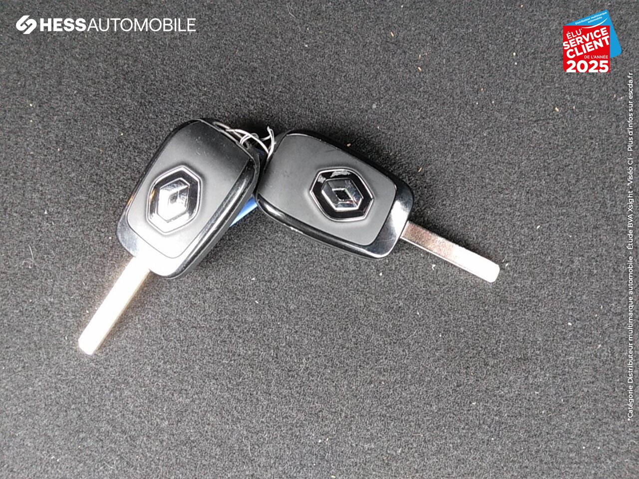 Véhicule d'occasion RENAULT TWINGO 1.0 SCE 75CH ZEN RADAR AR chez Renault Colmar