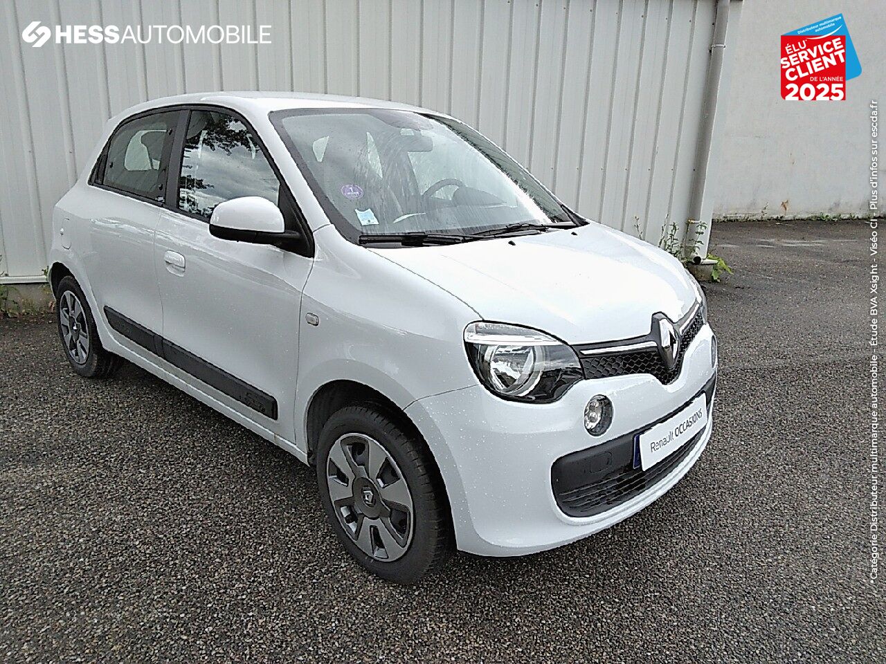Véhicule d'occasion RENAULT TWINGO 1.0 SCE 75CH ZEN RADAR AR chez Renault Colmar