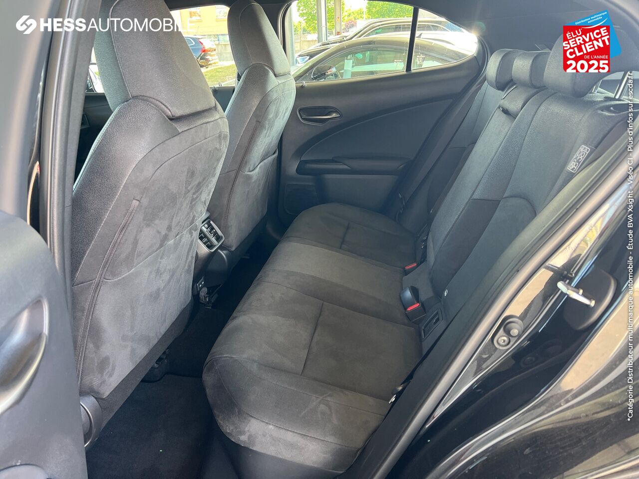 Véhicule d'occasion LEXUS UX 250H 2WD PACK CONFORT BUSINESS GPS CAMERA chez Lexus Metz