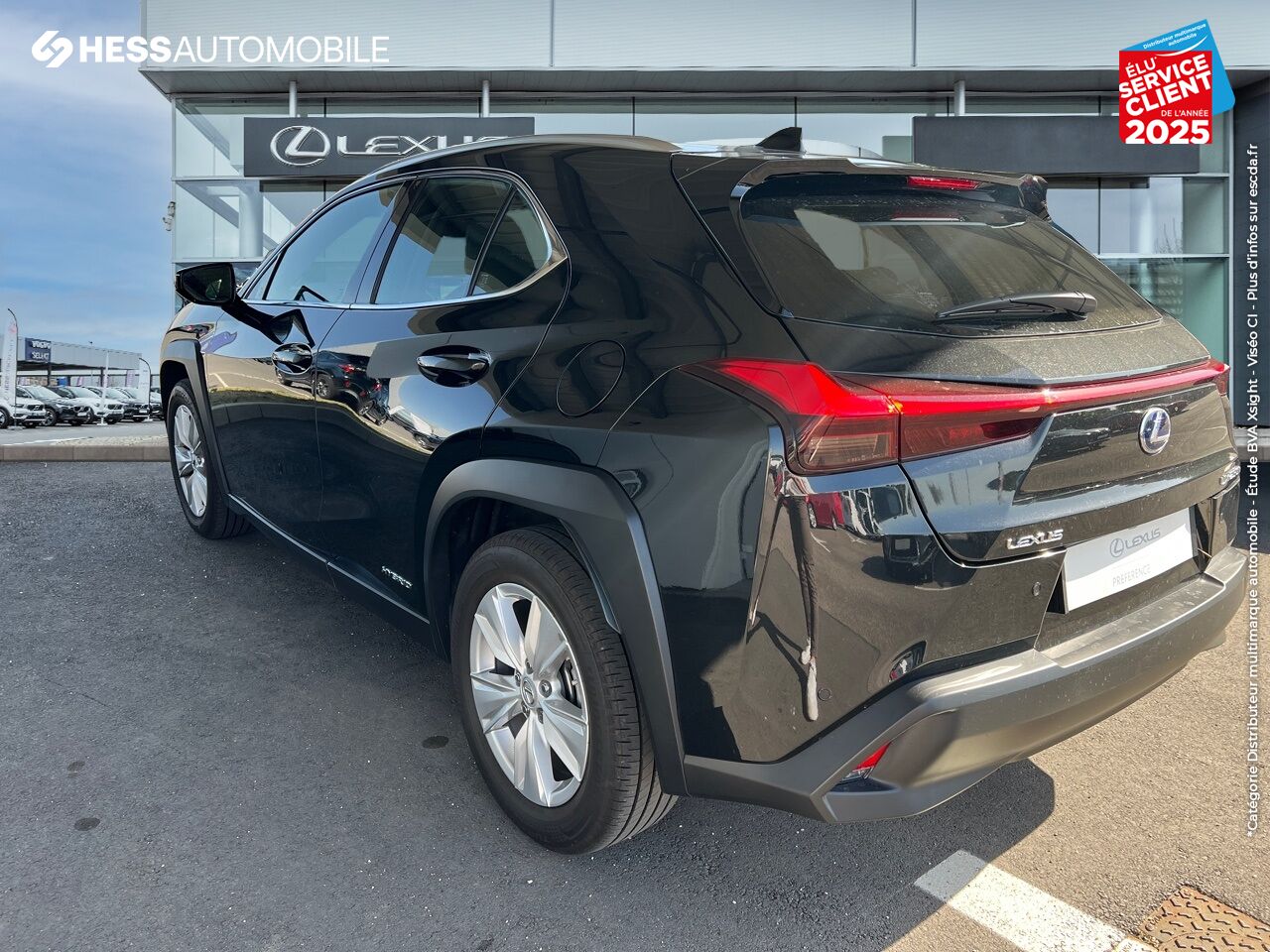 Véhicule d'occasion LEXUS UX 250H 2WD PACK CONFORT BUSINESS GPS CAMERA chez Lexus Metz