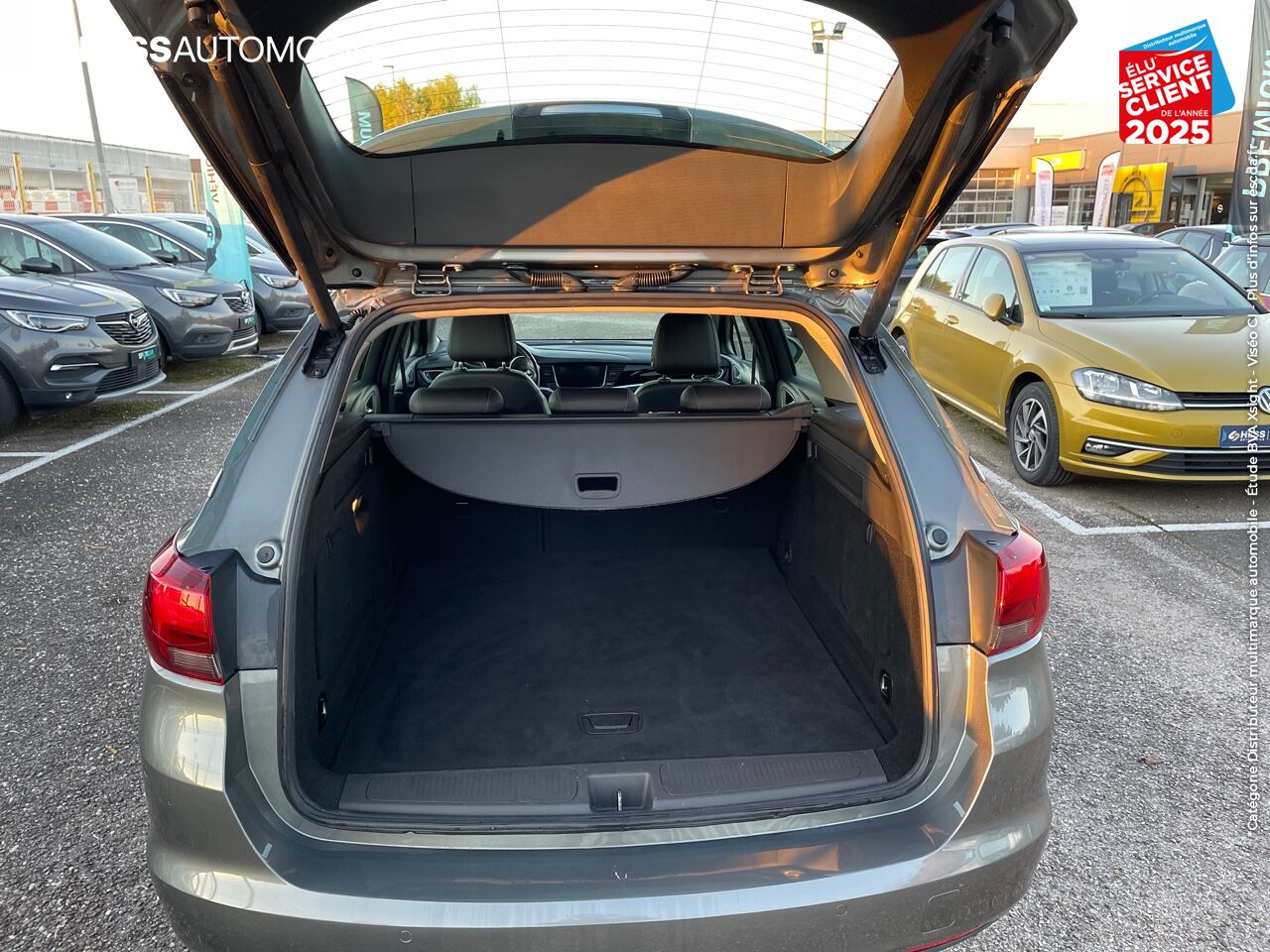 Véhicule d'occasion OPEL ASTRA SPORTS TOURER 1.6 D 136CH INNOVATION chez Opel Metz