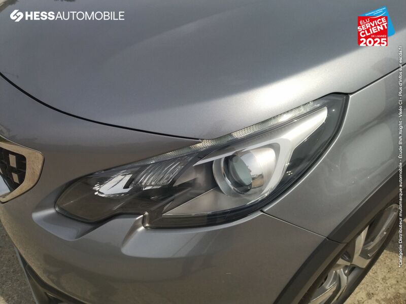 Véhicule d'occasion PEUGEOT 2008 1.5 BLUEHDI 120CH E6.C CROSSWAY S/S EAT6 TPANO CAMERA GPS chez Peugeot Rethel