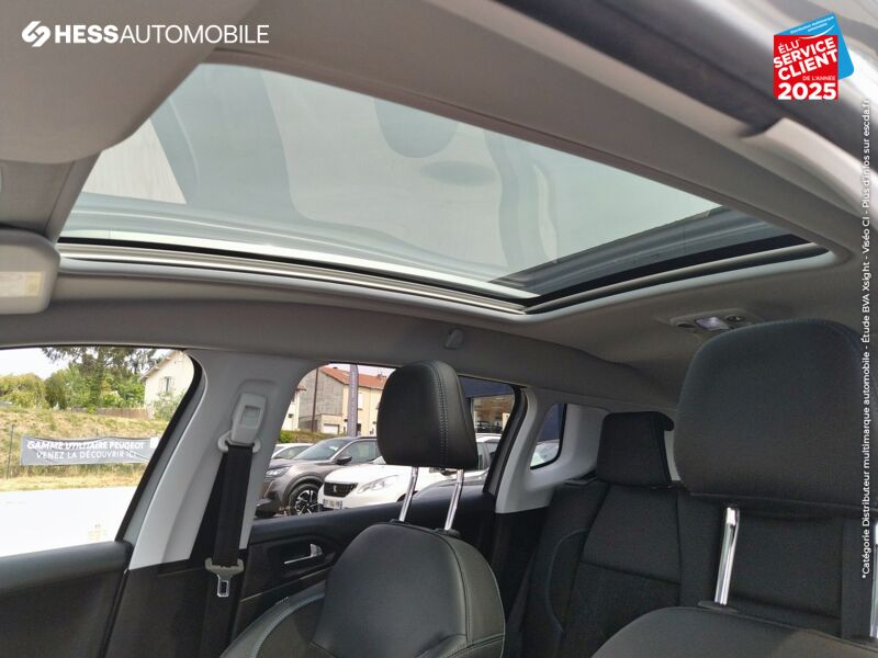 Véhicule d'occasion PEUGEOT 2008 1.5 BLUEHDI 120CH E6.C CROSSWAY S/S EAT6 TPANO CAMERA GPS chez Peugeot Rethel