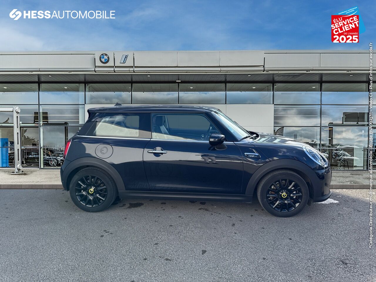 Véhicule d'occasion MINI MINI COOPER SE 184CH EDITION CAMDEN BVA 5CV chez MINI Besançon