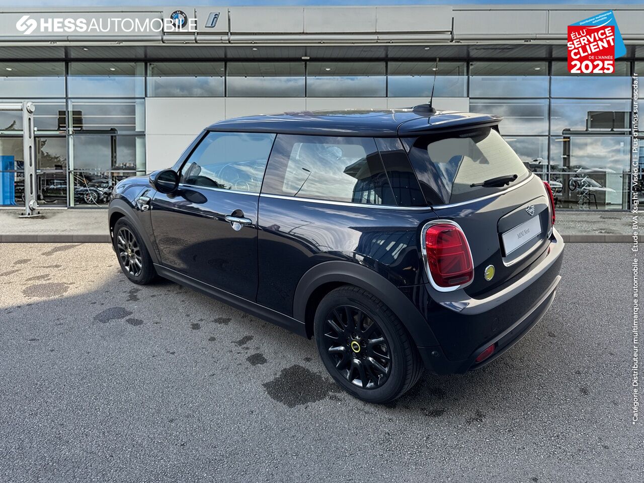 Véhicule d'occasion MINI MINI COOPER SE 184CH EDITION CAMDEN BVA 5CV chez MINI Besançon