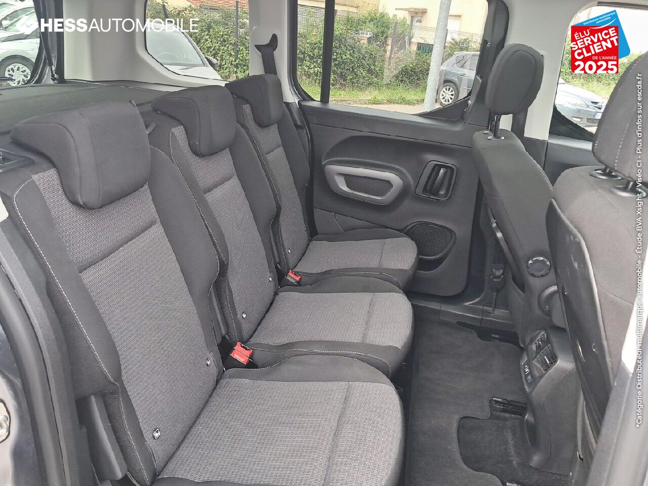 Véhicule d'occasion TOYOTA PROACE CITY VERSO LONG 1.2 110 VVT-I DYNAMIC chez Hyundai Reims