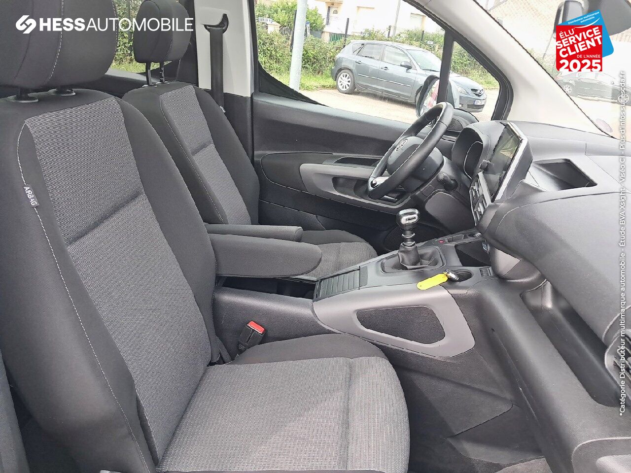 Véhicule d'occasion TOYOTA PROACE CITY VERSO LONG 1.2 110 VVT-I DYNAMIC chez Hyundai Reims