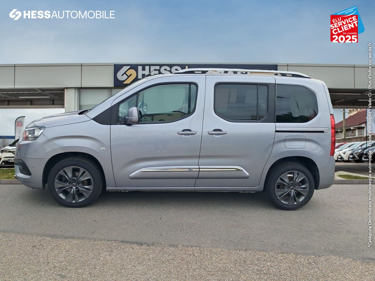 Véhicule d'occasion TOYOTA PROACE CITY VERSO LONG 1.2 110 VVT-I DYNAMIC chez Hyundai Reims
