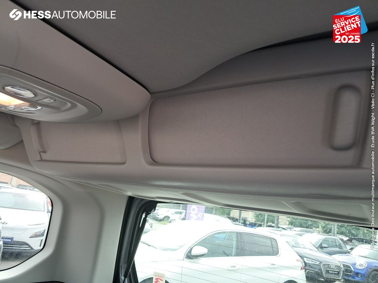 Véhicule d'occasion TOYOTA PROACE CITY VERSO LONG 1.2 110 VVT-I DYNAMIC chez Hyundai Reims