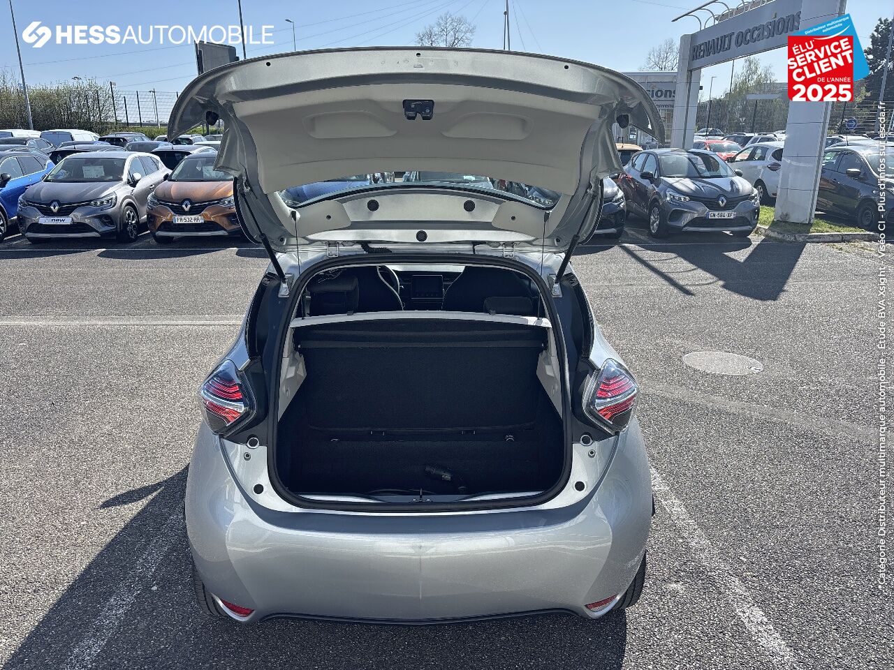 Véhicule d'occasion RENAULT ZOE LIFE CHARGE NORMALE R110 ACHAT INTEGRAL 4CV chez Renault Colmar