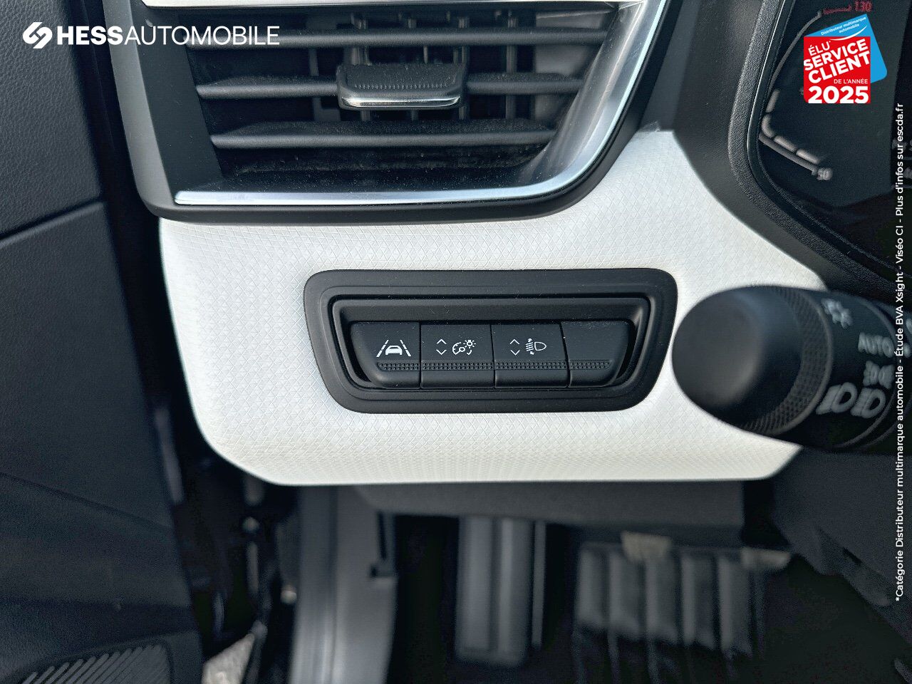 Véhicule d'occasion RENAULT CLIO 1.0 TCE 90CH TECHNO chez Renault Colmar