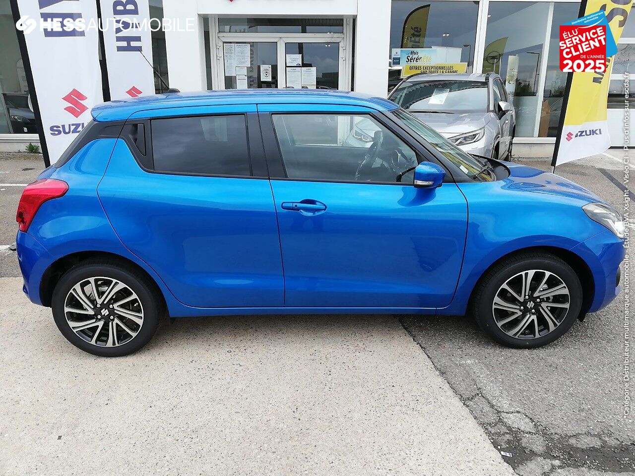 Véhicule d'occasion SUZUKI SWIFT 1.2 DUALJET HYBRID 82 CH PACK EURO6D-T chez HESS Automobile