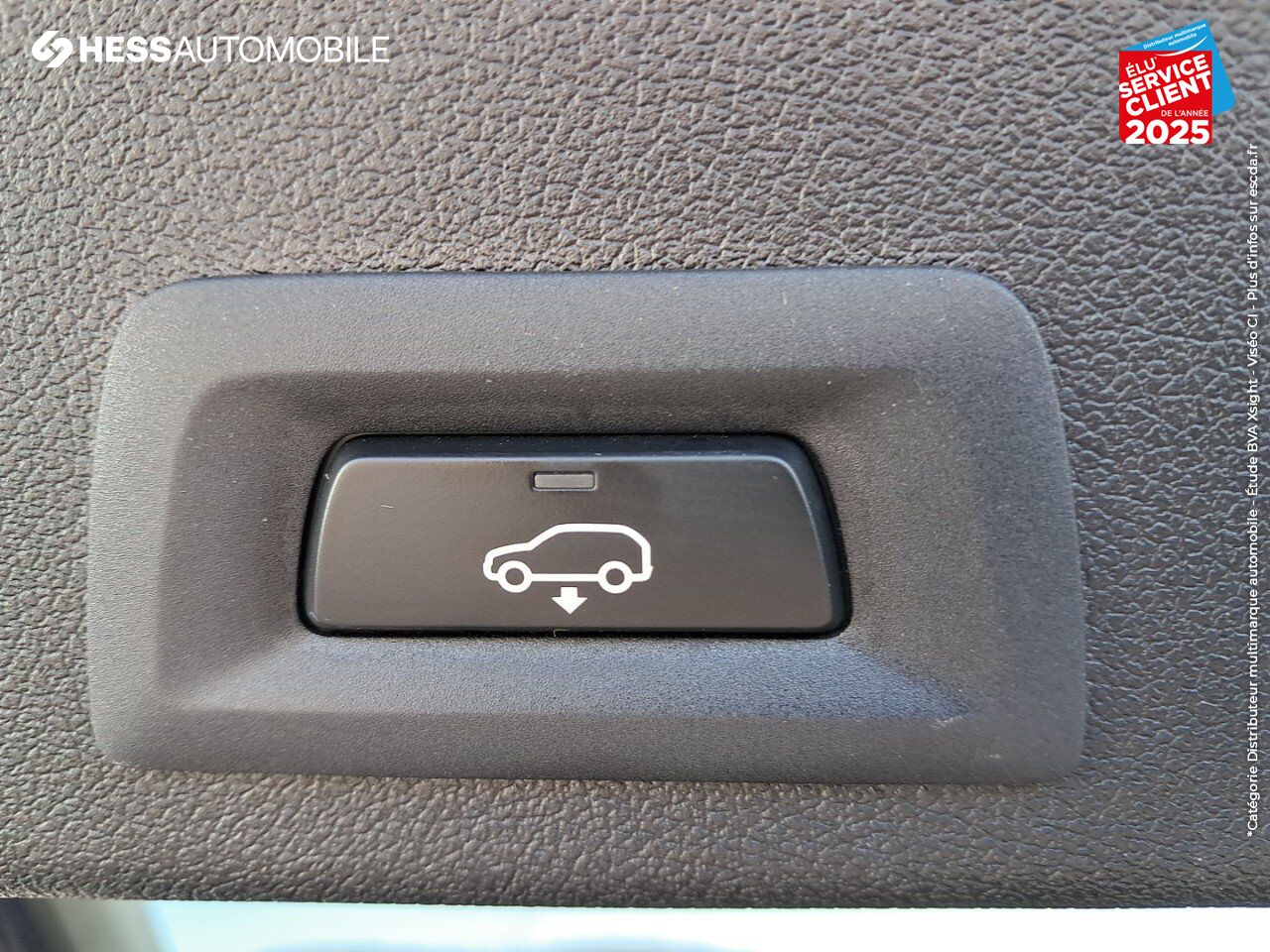 Véhicule d'occasion BMW X6 XDRIVE 30DA 265CH M SPORT TOUVRANT SIEGES CHAUF/CUIR GPS CAMERA ATTELAGE H/KARDON chez BMW Besançon