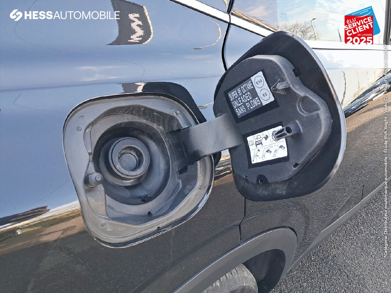 Véhicule d'occasion NISSAN QASHQAI 1.3 MILD HYBRID 140CH BUSINESS EDITION 2022 chez Toyota Saint Dizier
