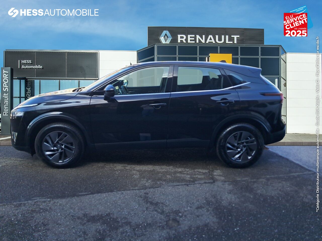 Véhicule d'occasion NISSAN QASHQAI 1.3 MILD HYBRID 140CH BUSINESS EDITION 2022 chez Toyota Saint Dizier