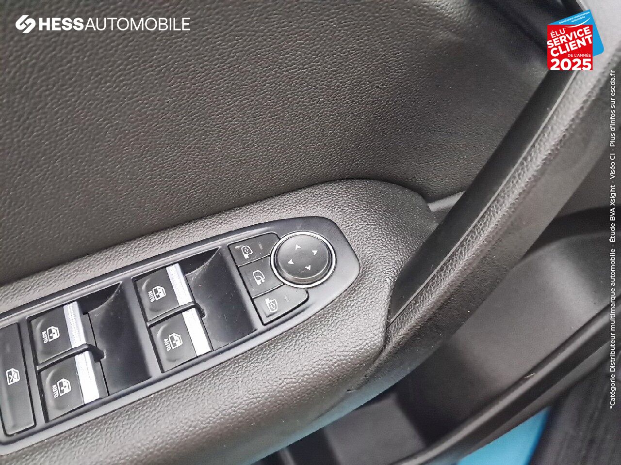 Véhicule d'occasion RENAULT CAPTUR 1.3 TCE 140CH FAP INTENS -21 chez Renault Sélestat